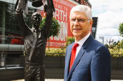 英雄联盟总决赛-阿森纳主场告负，温格面临离队传言