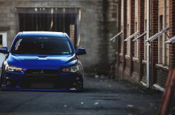 LOL赛事-无声的鼓点，争冠夜那个踩在全队心跳上的隐形指挥官