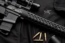 英雄联盟总决赛-沉睡者的獠牙，范弗利特一剑封喉，开拓者末节弑王