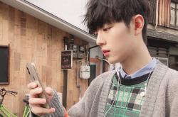 英雄联盟总决赛直播-从替补到救世主，阿尔瓦雷斯一箭穿心，曼城险胜罗马晋级八强