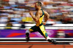 英雄联盟总决赛直播-1.楚阿梅尼一剑封喉，荷兰险胜卡塔尔，中场新核终正名