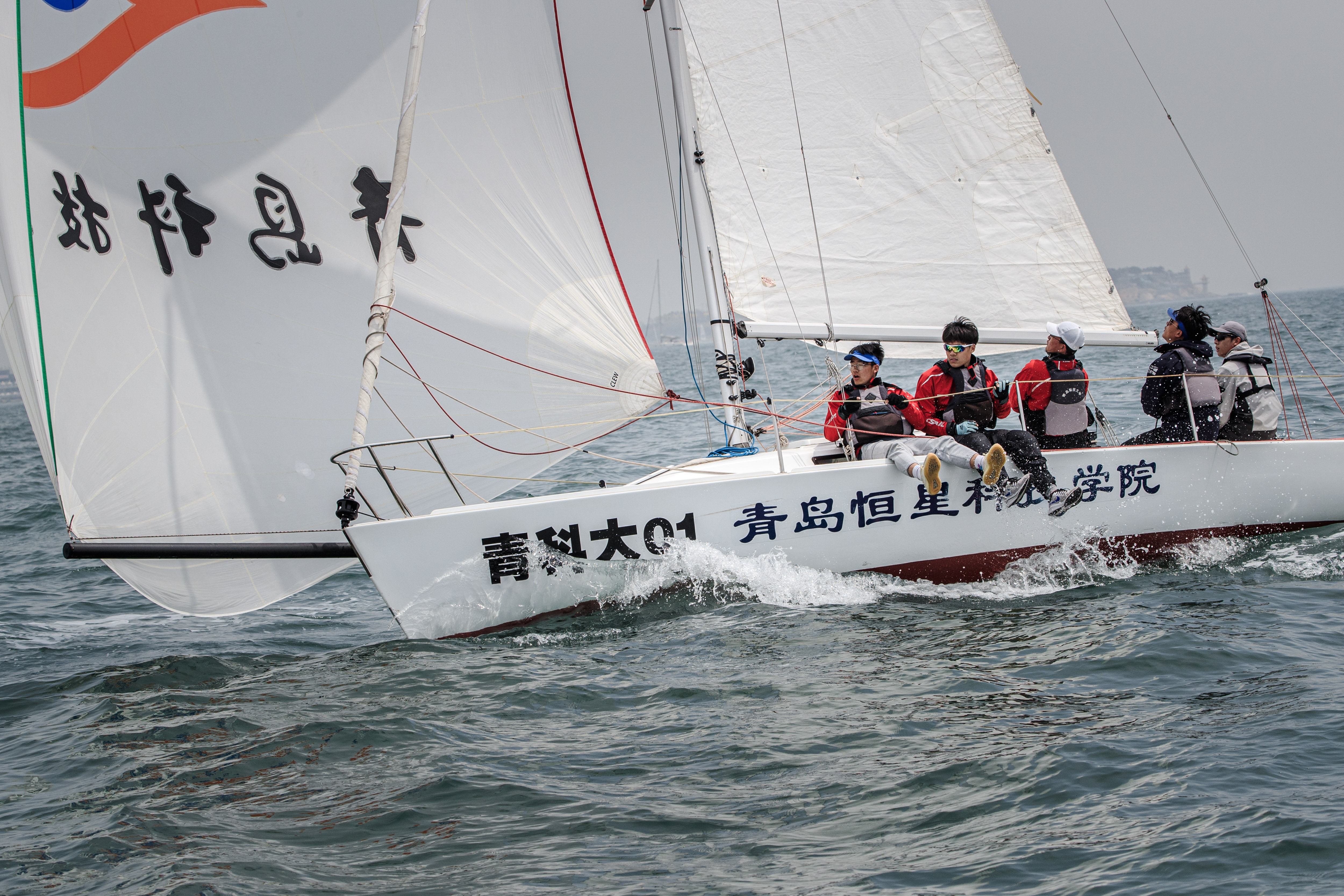 包含阿联酋帆船队冲刺成功,终奋力逆袭的词条 包含阿联酋帆船队冲刺成功,终奋力逆袭的词条