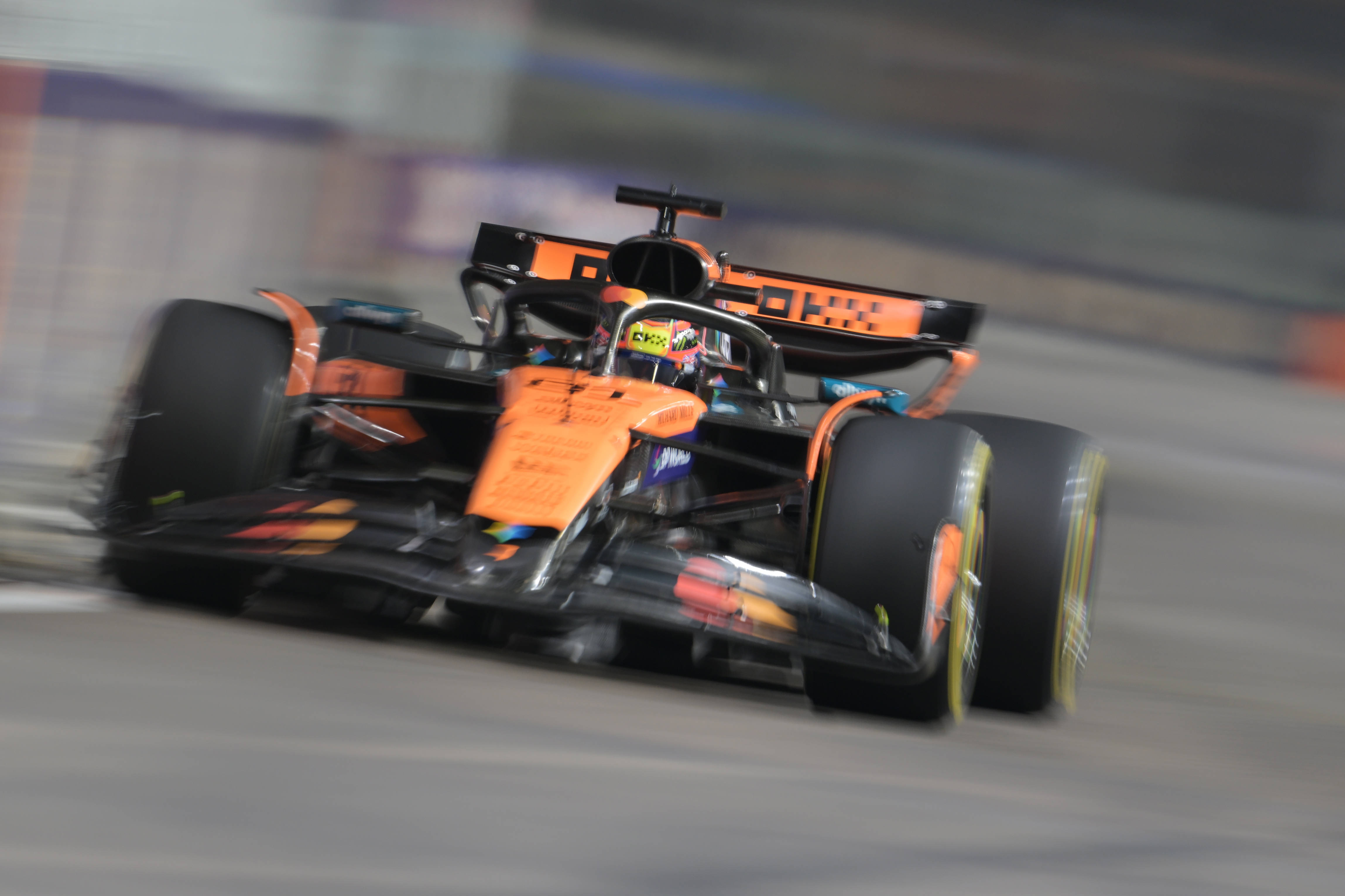 阿斯顿马丁横扫红牛车队，阿隆索刷新纪录