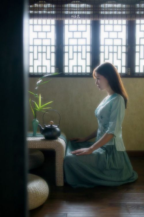 从黄蜂对阵湖人看塔图姆，用实力证明自己的年轻王者