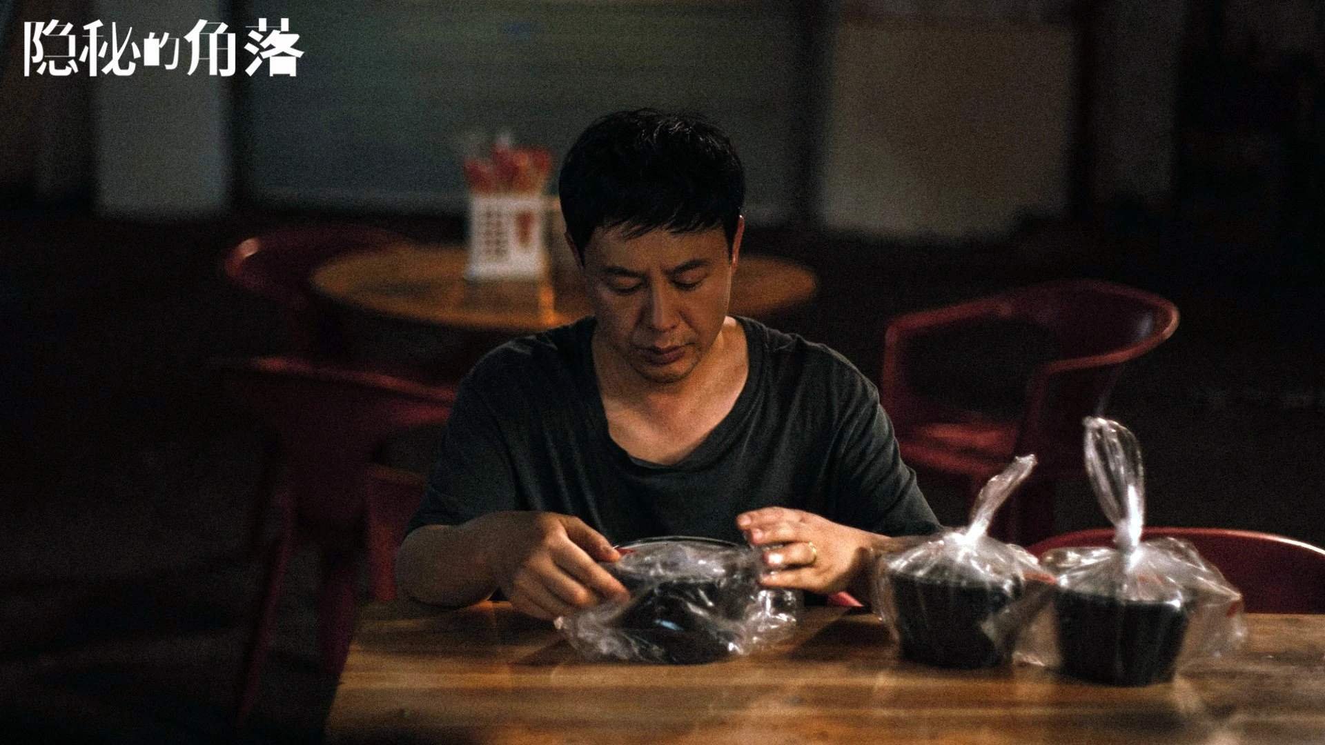 德布劳内的火焰，苏格兰的寒风，与中国足球的镜像寓言