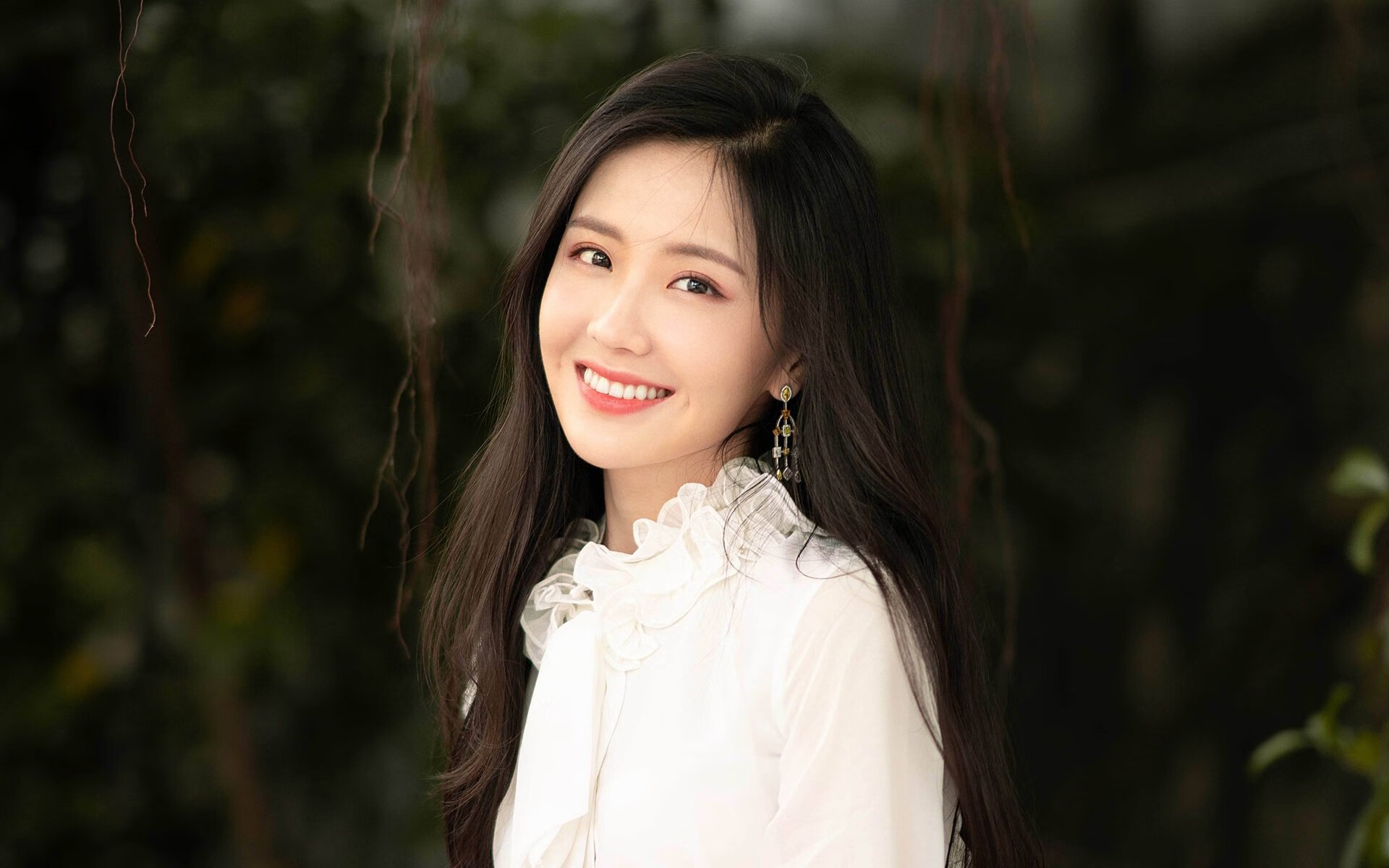 生死战中的唯一剧本,伊朗碾压比利时,凯恩与门神共铸世界杯神迹